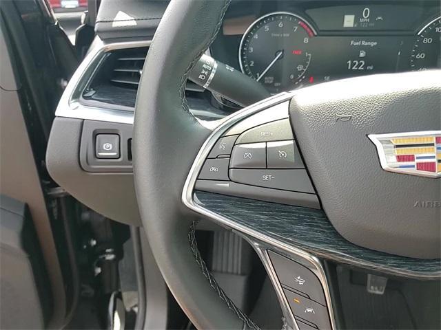used 2024 Cadillac XT5 car, priced at $45,326
