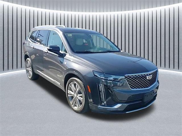 used 2023 Cadillac XT6 car, priced at $43,989