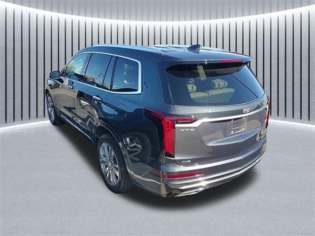 used 2023 Cadillac XT6 car, priced at $43,989