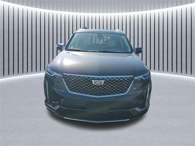 used 2023 Cadillac XT6 car, priced at $43,989