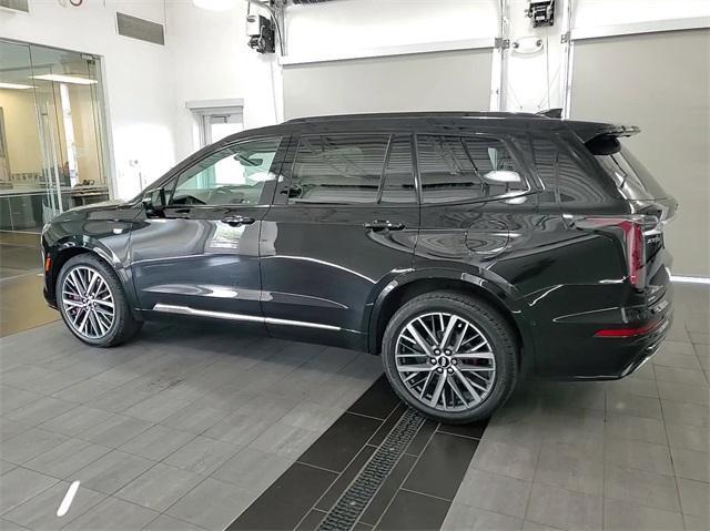 used 2023 Cadillac XT6 car, priced at $44,987