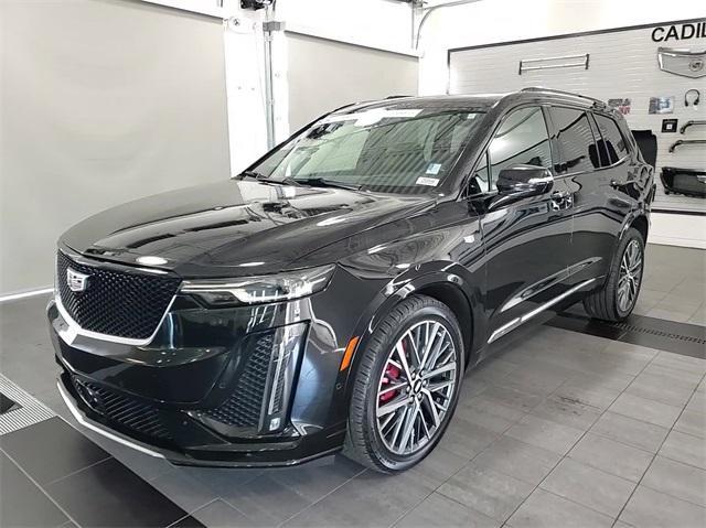 used 2023 Cadillac XT6 car, priced at $44,987