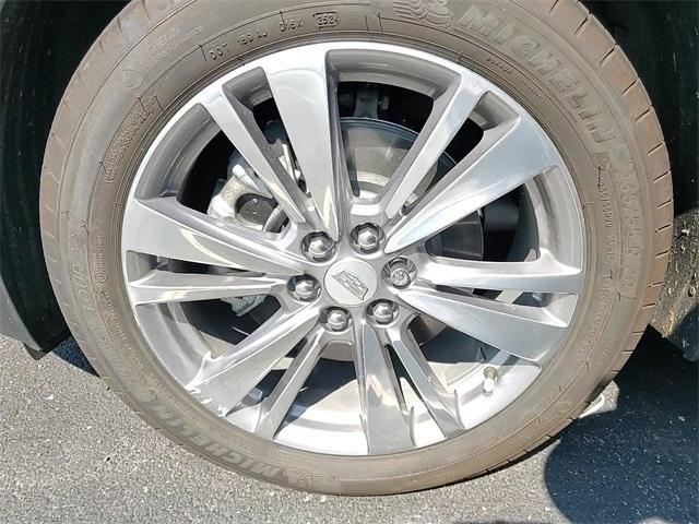 used 2025 Cadillac XT5 car, priced at $53,197