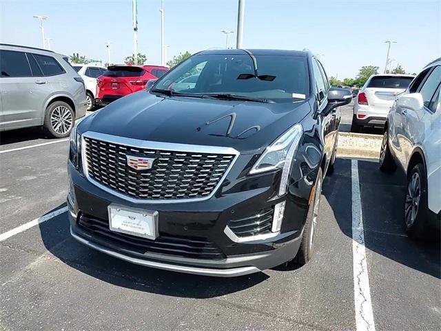 used 2025 Cadillac XT5 car, priced at $53,197