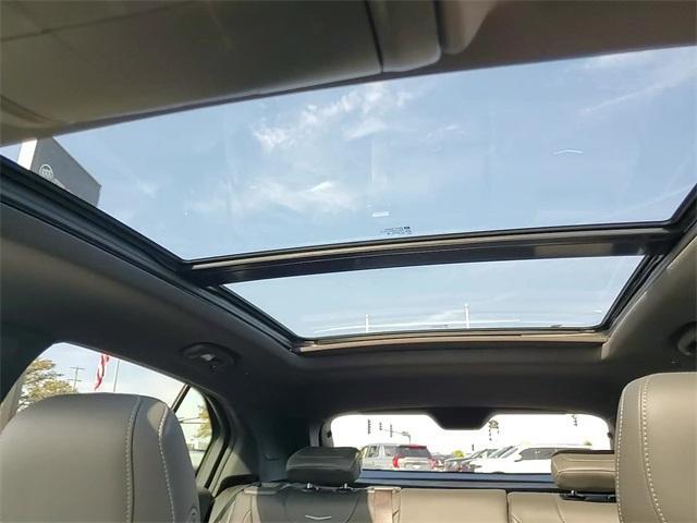 used 2023 Cadillac XT4 car, priced at $32,998