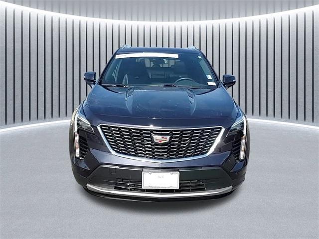 used 2023 Cadillac XT4 car, priced at $32,998