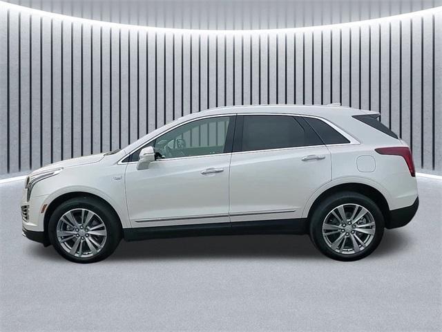 used 2023 Cadillac XT5 car, priced at $34,696