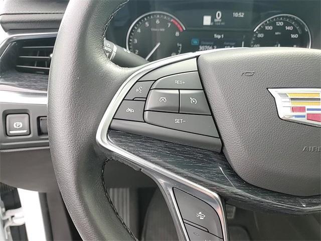 used 2023 Cadillac XT5 car, priced at $34,696