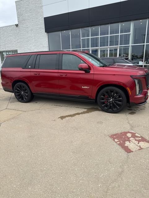 used 2025 Cadillac Escalade ESV car, priced at $179,989