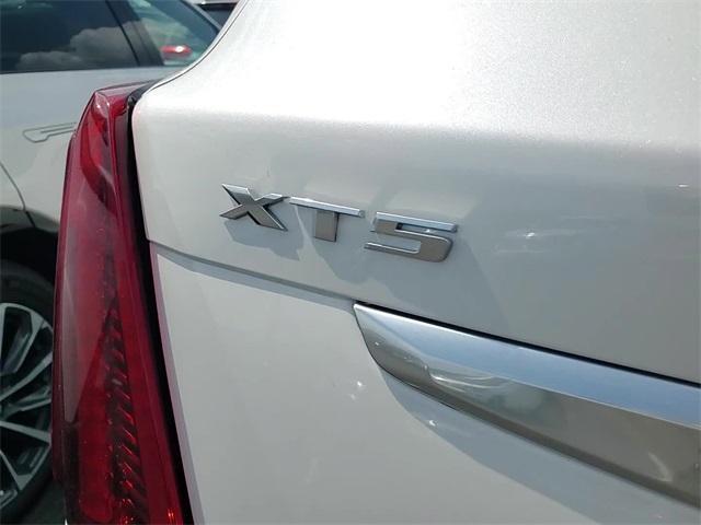 used 2025 Cadillac XT5 car, priced at $55,749