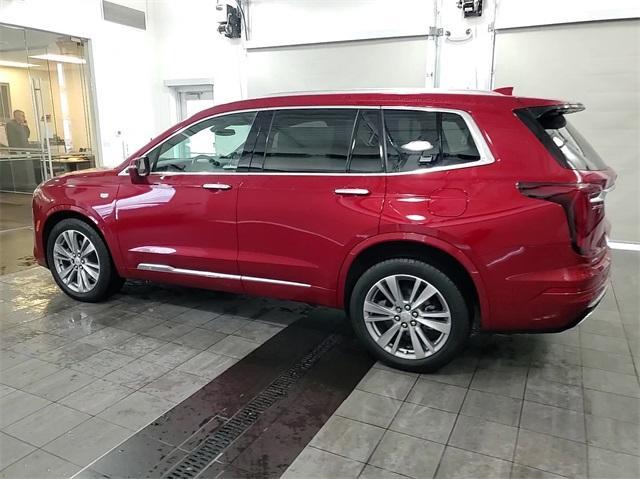 used 2024 Cadillac XT6 car, priced at $47,394