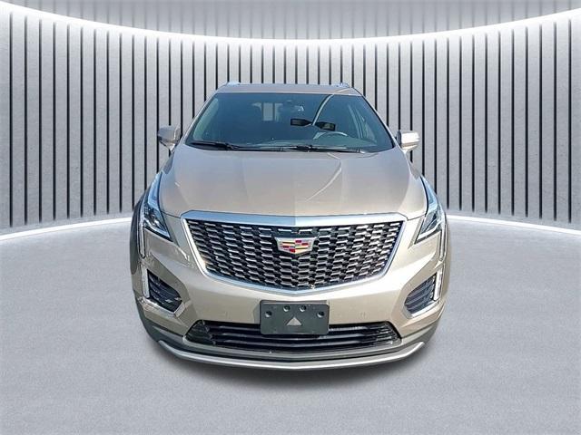used 2022 Cadillac XT5 car, priced at $34,888