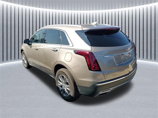 used 2022 Cadillac XT5 car, priced at $34,888