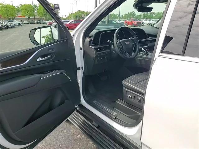 used 2023 Cadillac Escalade car, priced at $79,092