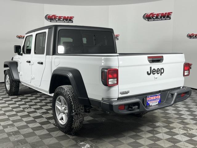 used 2023 Jeep Gladiator car, priced at $25,510