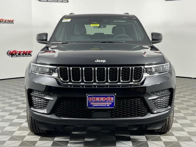 new 2025 Jeep Grand Cherokee car, priced at $39,978