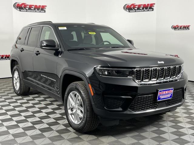 new 2025 Jeep Grand Cherokee car, priced at $39,978