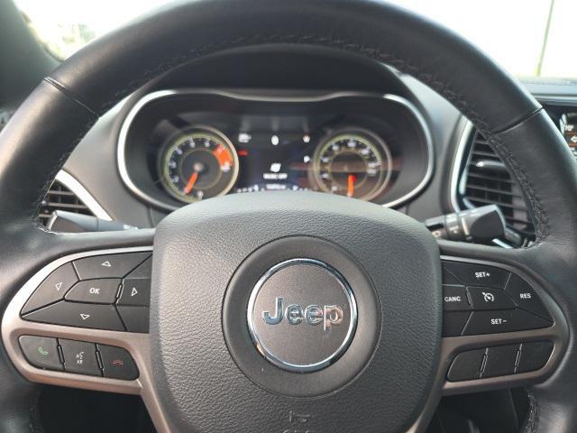 used 2019 Jeep Cherokee car, priced at $13,874
