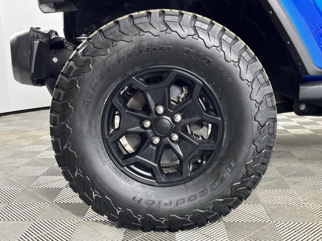 used 2022 Jeep Gladiator car, priced at $40,836