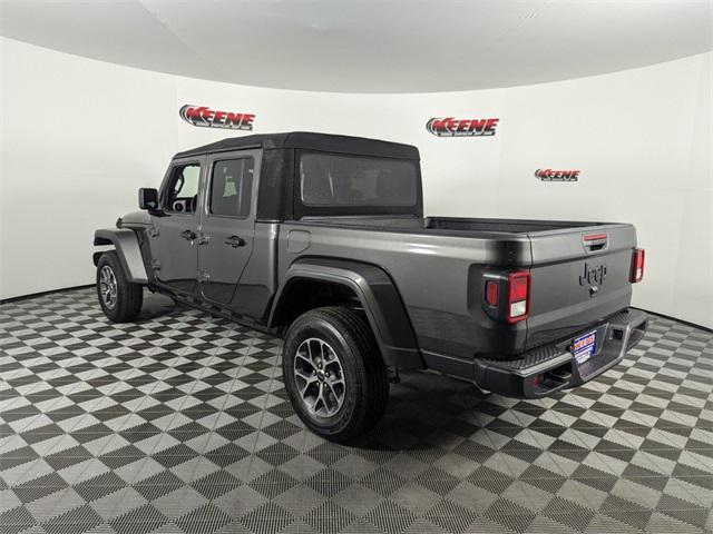 new 2024 Jeep Gladiator car, priced at $43,034