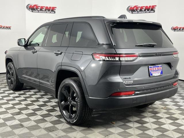 new 2025 Jeep Grand Cherokee car, priced at $43,310