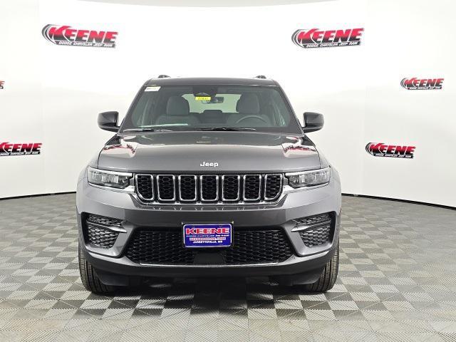 new 2025 Jeep Grand Cherokee car, priced at $39,978