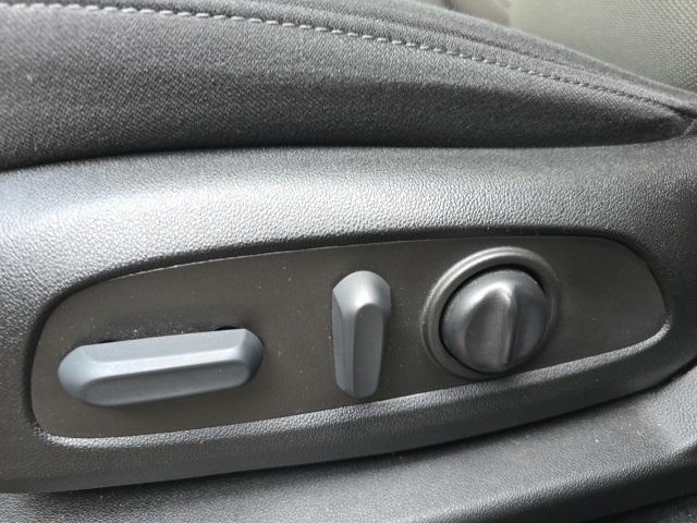 used 2022 Chevrolet Traverse car, priced at $27,746