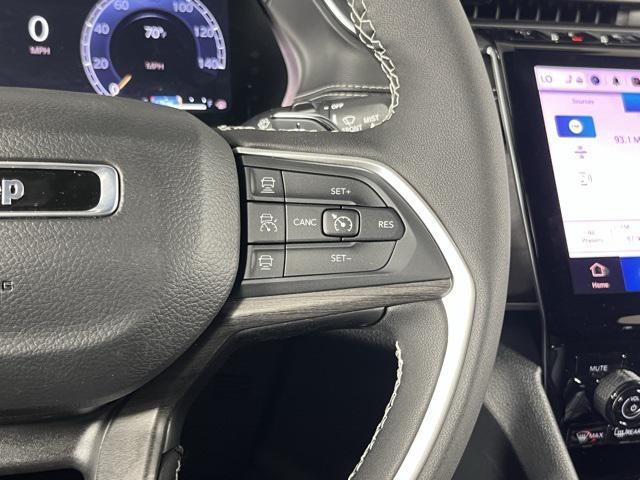 new 2025 Jeep Grand Cherokee L car