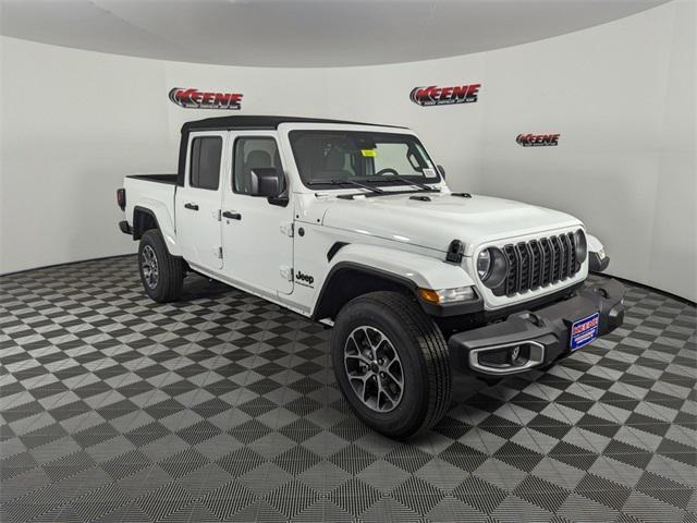 new 2024 Jeep Gladiator car, priced at $38,526