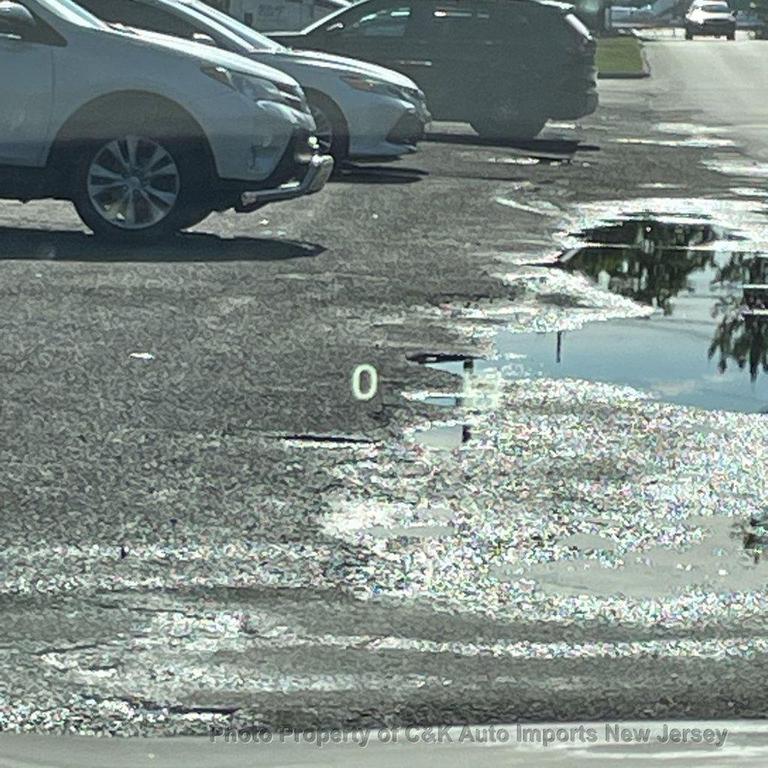 used 2022 Volvo XC60 Recharge Plug-In Hybrid car, priced at $35,945