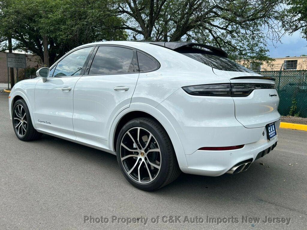 used 2022 Porsche Cayenne car