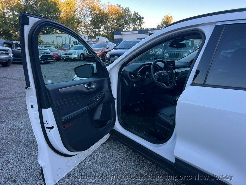 used 2022 Ford Escape car, priced at $24,225
