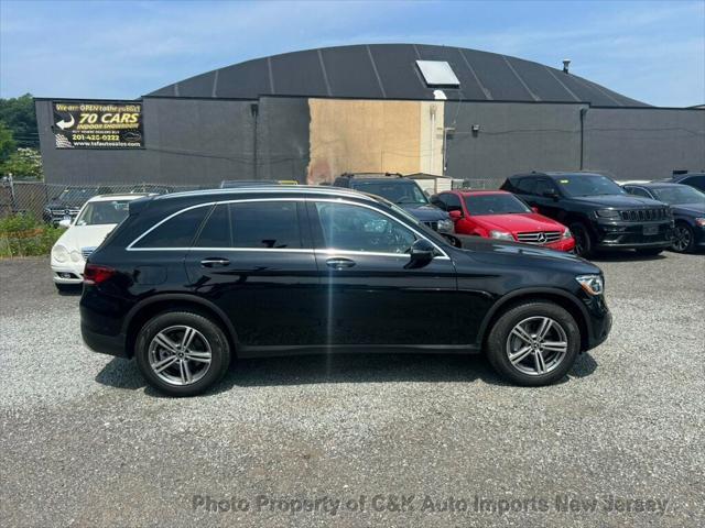 used 2022 Mercedes-Benz GLC 300 car