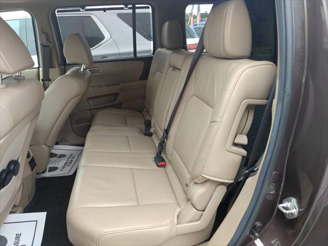 used 2013 Honda Pilot car, priced at $15,550