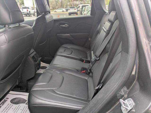 used 2019 Jeep Cherokee car, priced at $14,450
