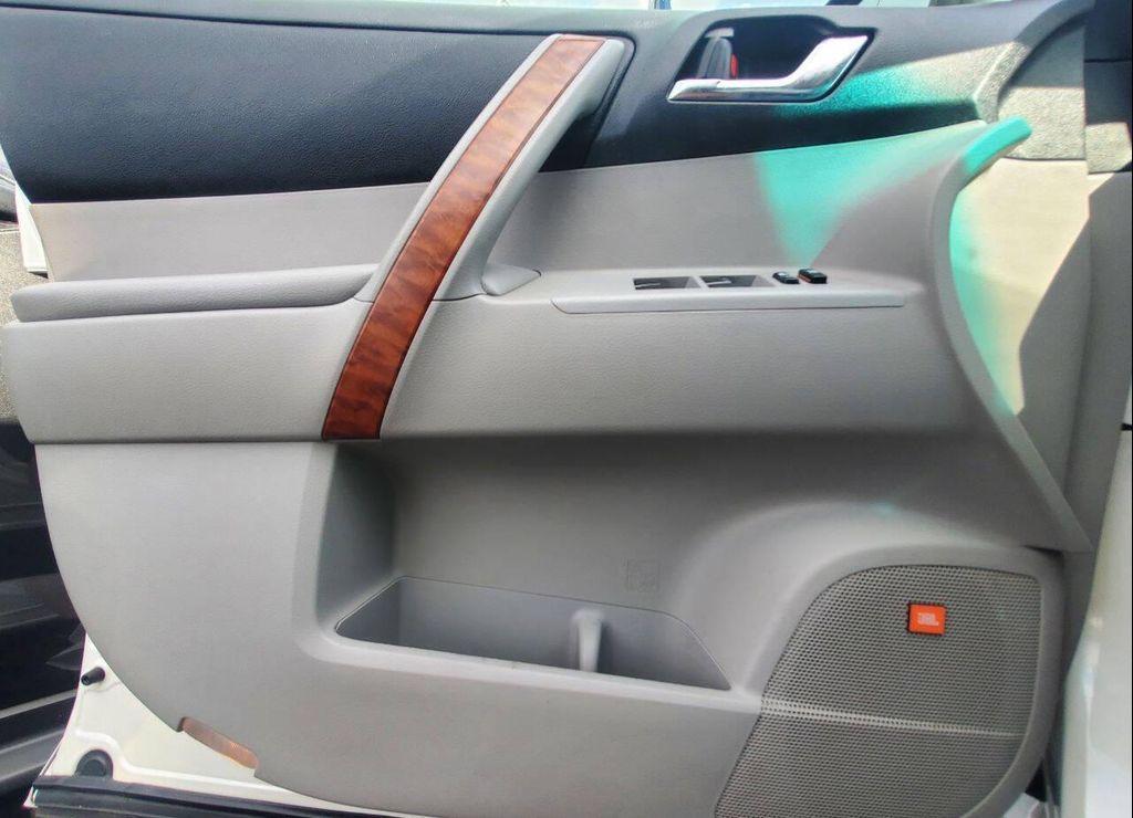 used 2008 Toyota Sienna car, priced at $5,788