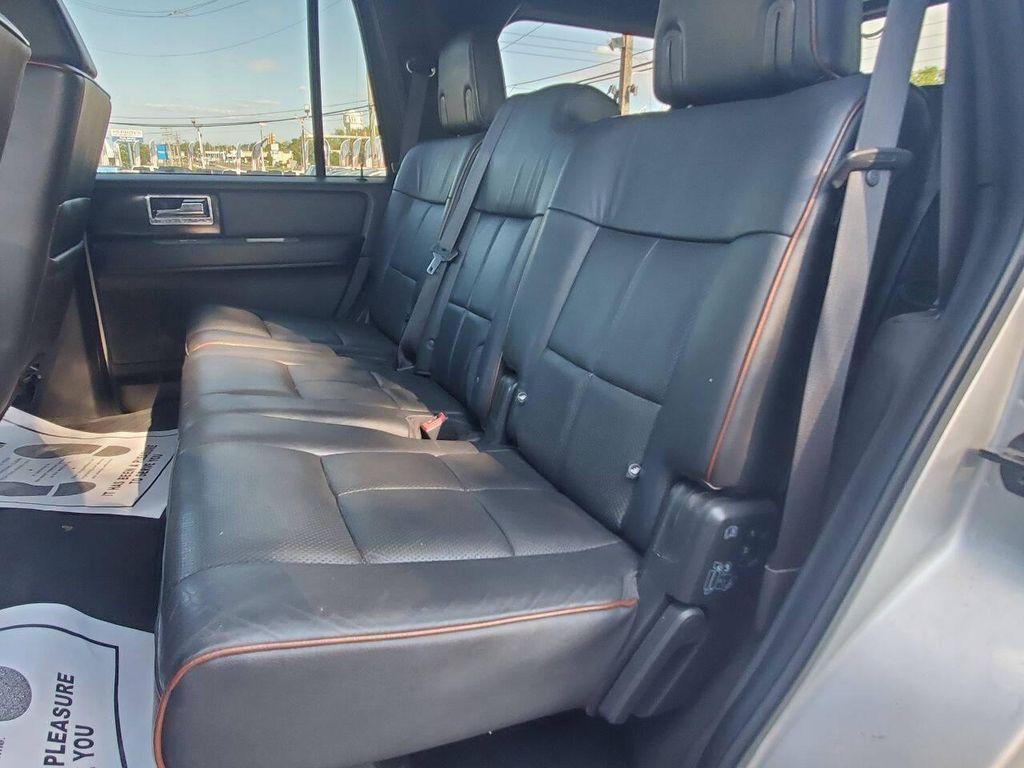 used 2007 Lincoln Navigator car, priced at $6,795