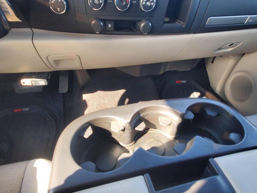 used 2007 Lincoln Navigator car, priced at $6,795