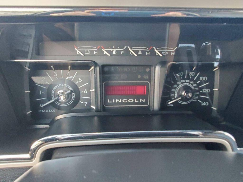 used 2007 Lincoln Navigator car, priced at $6,795