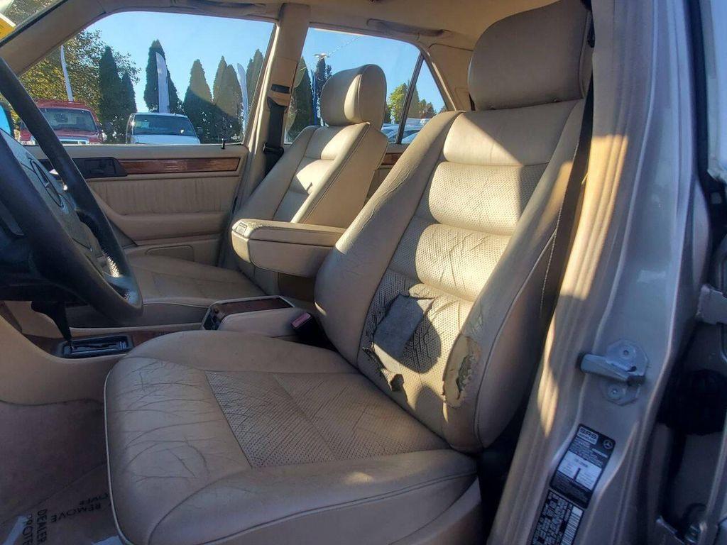 used 1995 Mercedes-Benz E-Class car, priced at $3,995