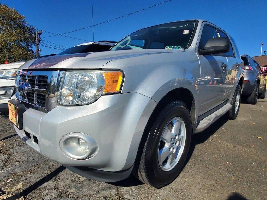 used 2009 Ford Escape car, priced at $6,888