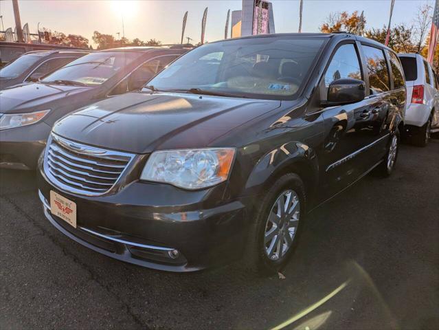 used 2014 Chrysler Town & Country car, priced at $8,250