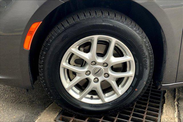 used 2023 Chrysler Pacifica car, priced at $23,995