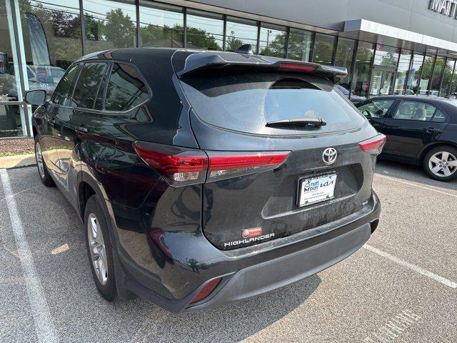 used 2022 Toyota Highlander car, priced at $32,591