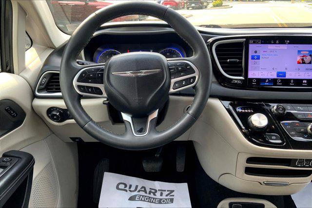 used 2023 Chrysler Pacifica car, priced at $24,995