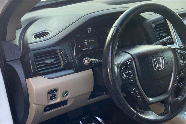 used 2018 Honda Pilot car, priced at $24,694