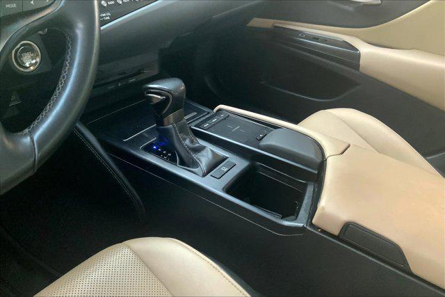 used 2019 Lexus ES 350 car, priced at $30,999