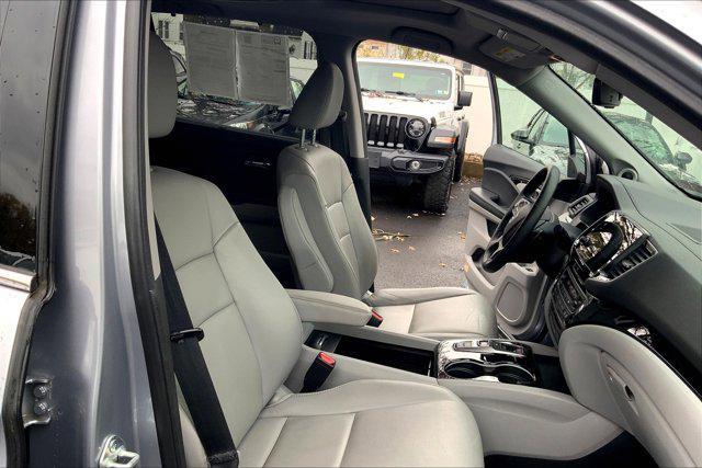 used 2022 Honda Pilot car, priced at $34,190