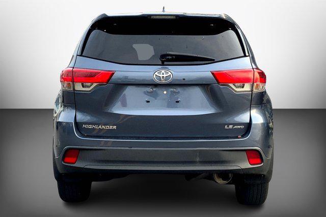 used 2019 Toyota Highlander car, priced at $27,999