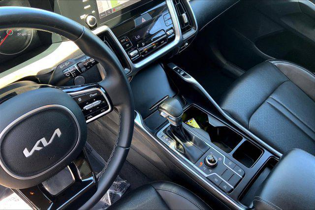 used 2022 Kia Sorento car, priced at $29,895